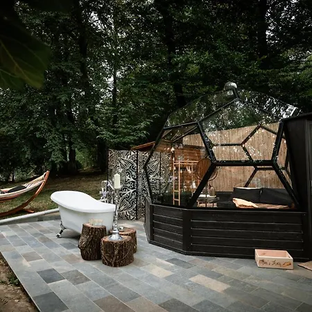 Ghiringhelli Glamping Lyxtält *